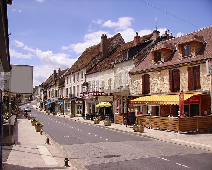 Cosne-Cours-sur-Loire - Immobilier - CENTURY 21 Agence Ducreux  - Rue Saint-Agnan, côté pont du Nohain