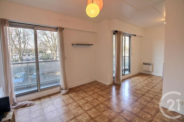appartement à vendre - 3 pièces - 45,61 m2 - St Maurice - 94 - ILE-DE-FRANCE