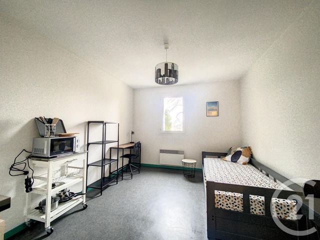 Appartement F1 à louer - 1 pièce - 20 m2 - Clermont Ferrand - 63 - AUVERGNE