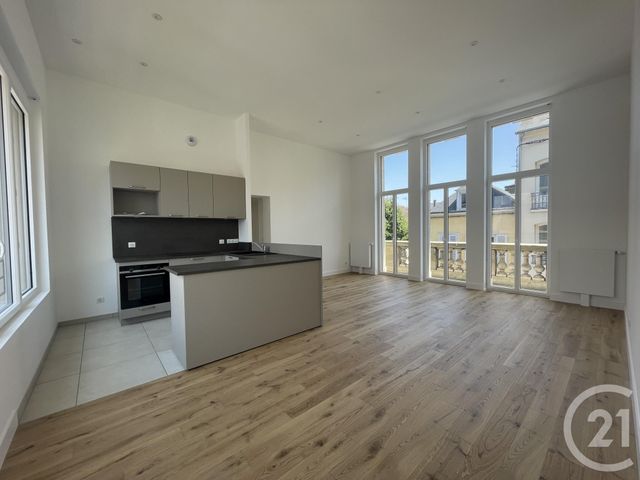 Appartement F5 à louer - 5 pièces - 107,22 m2 - Chartres - 28 - CENTRE