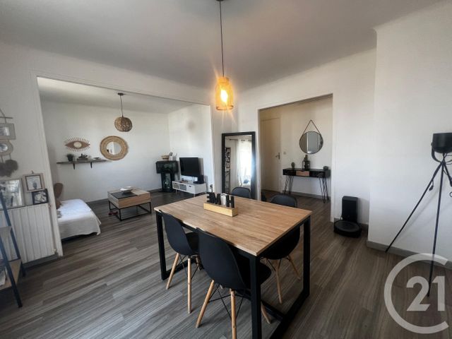 Appartement F4 à vendre - 4 pièces - 70,63 m2 - Salon De Provence - 13 - PROVENCE-ALPES-COTE-D-AZUR
