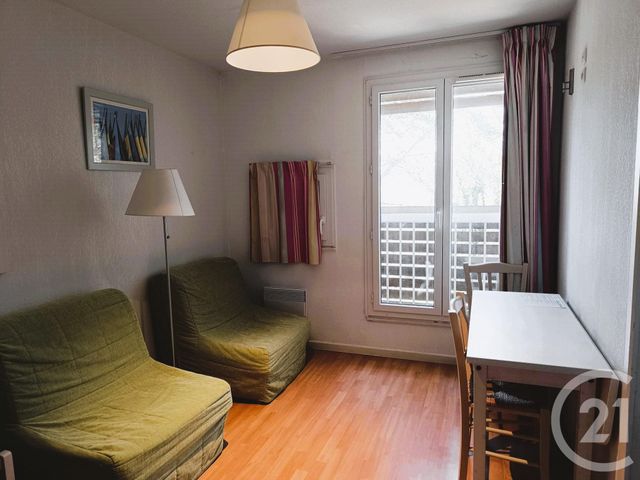 Appartement T2 à vendre - 2 pièces - 27 m2 - La Londe Les Maures - 83 - PROVENCE-ALPES-COTE-D-AZUR