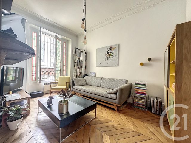 Appartement F2 à vendre - 2 pièces - 37,25 m2 - Paris - 75018 - ILE-DE-FRANCE