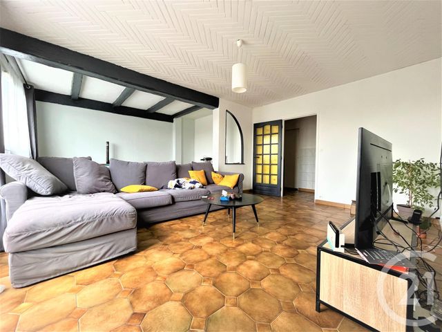 Appartement F4 à vendre - 4 pièces - 70,26 m2 - Villeparisis - 77 - ILE-DE-FRANCE