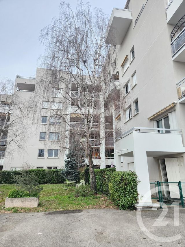 Appartement F4 à vendre - 4 pièces - 80 m2 - Villeurbanne - 69 - RHONE-ALPES