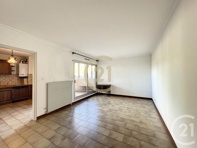 Appartement T2 à vendre - 3 pièces - 46,05 m2 - Uzes - 30 - LANGUEDOC-ROUSSILLON