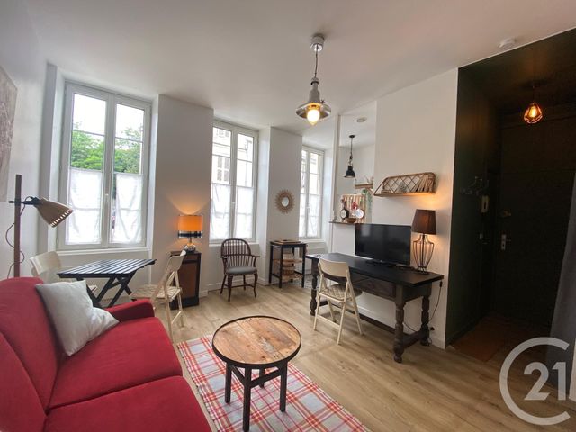 Appartement F1 à louer - 1 pièce - 23,92 m2 - La Rochelle - 17 - POITOU-CHARENTES