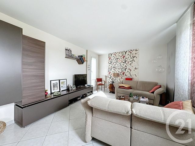 Appartement à vendre - 4 pièces - 75 m2 - Audincourt - 25 - FRANCHE-COMTE