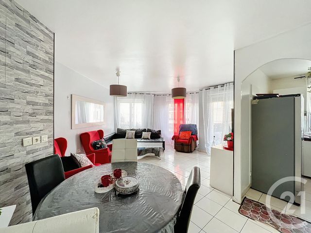 Appartement F3 à vendre - 3 pièces - 65,18 m2 - Drancy - 93 - ILE-DE-FRANCE