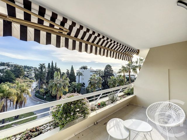 Appartement F3 à vendre - 3 pièces - 63,02 m2 - Cannes - 06 - PROVENCE-ALPES-COTE-D-AZUR