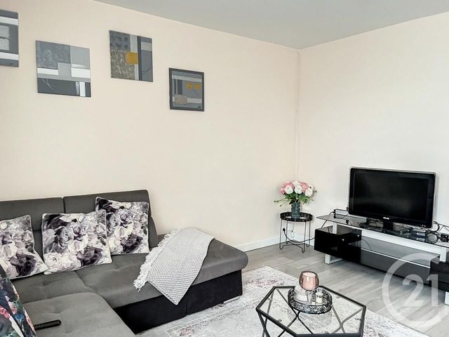 Appartement F3 à vendre - 3 pièces - 57,63 m2 - Sochaux - 25 - FRANCHE-COMTE