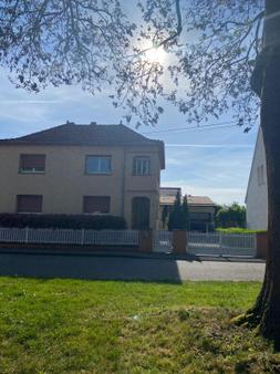 Maison &agrave; louer - 5 pi&egrave;ces - 128,70 m2 - Souffelweyersheim - 67 - ALSACE