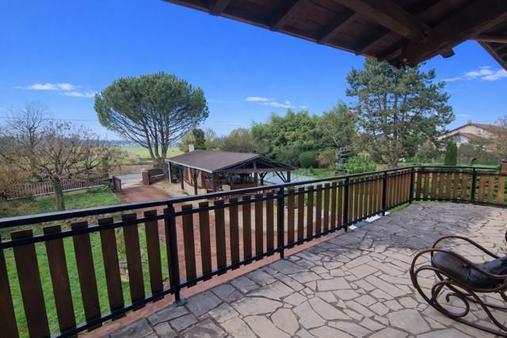 Maison &agrave; vendre - 6 pi&egrave;ces - 218 m2 - St Martin Du Mont - 01 - RHONE-ALPES