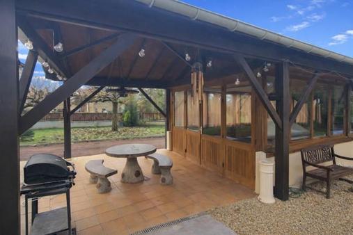 Maison &agrave; vendre - 6 pi&egrave;ces - 218 m2 - St Martin Du Mont - 01 - RHONE-ALPES