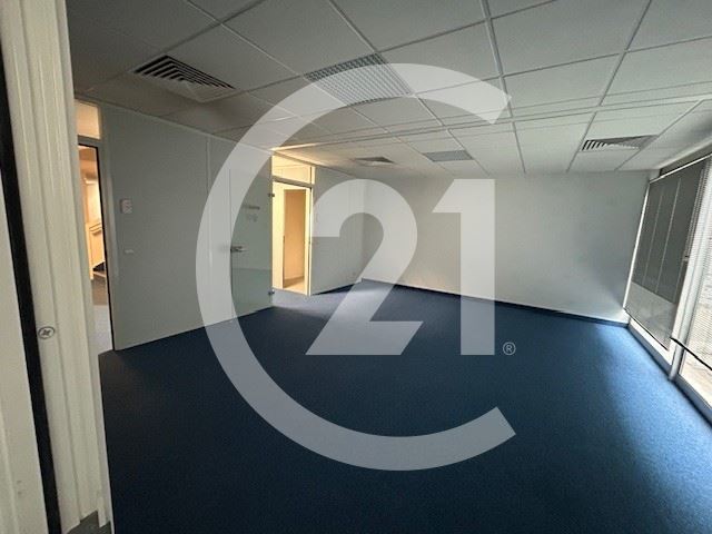 Bureaux à vendre - 1186.0 m2 - 26 - Drome