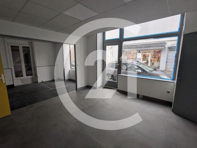 Local commercial à louer - 77.0 m2 - 26 - Drome