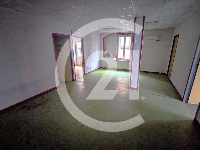 Local commercial à louer - 77.0 m2 - 26 - Drome