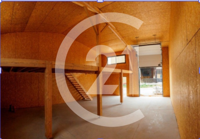 Local industriel à louer - 150.0 m2 - 26 - Drome