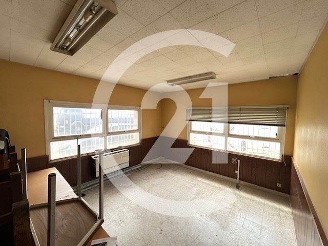 Local commercial à louer - 125.0 m2 - 26 - Drome