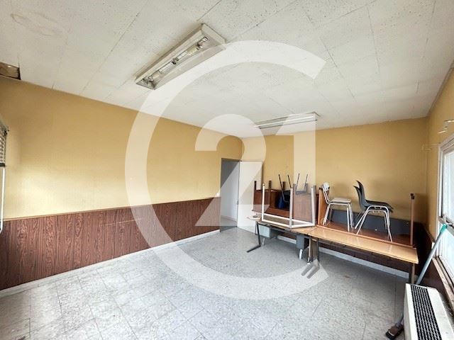 Local commercial à louer - 125.0 m2 - 26 - Drome