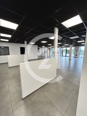 Local d'activité à louer - 170.0 m2 - 26 - Drome