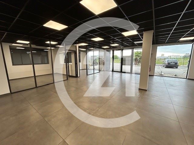Local d'activité à louer - 170.0 m2 - 26 - Drome