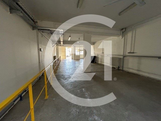 Local commercial à louer - 500.0 m2 - 26 - Drome