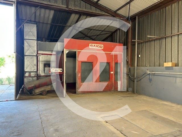 Local commercial à louer - 430.0 m2 - 26 - Drome