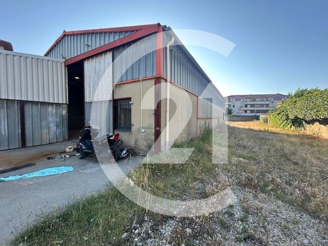 Local commercial à louer - 430.0 m2 - 26 - Drome