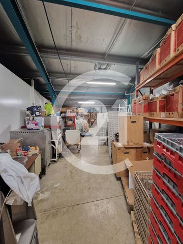 Local commercial à louer - 550.0 m2 - 26 - Drome