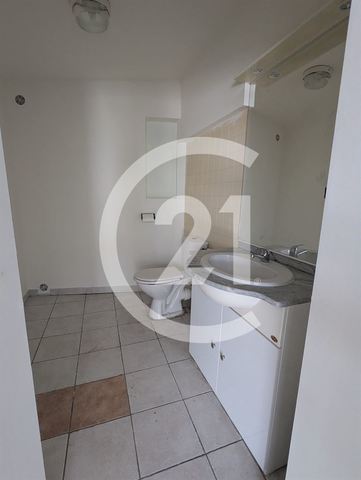 Local commercial à louer - 100.0 m2 - 26 - Drome