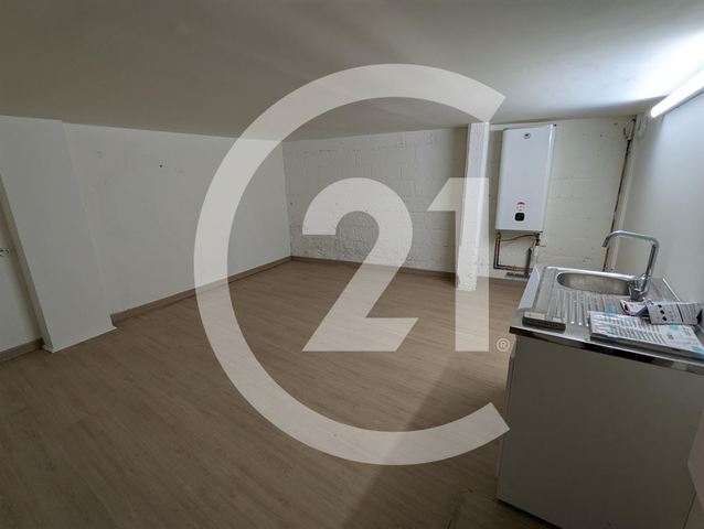 Local commercial à louer - 80.0 m2 - 26 - Drome