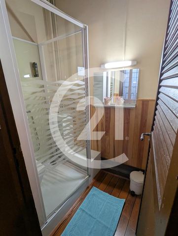 Hôtel à vendre - 350.0 m2 - 07 - Ardeche