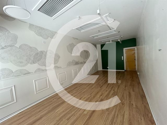 Local commercial à louer - 65.0 m2 - 26 - Drome