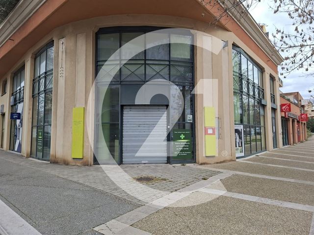 Local commercial à louer - 260.0 m2 - 26 - Drome
