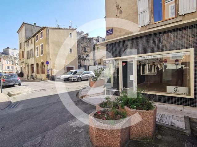 Local commercial à louer - 40.0 m2 - 26 - Drome