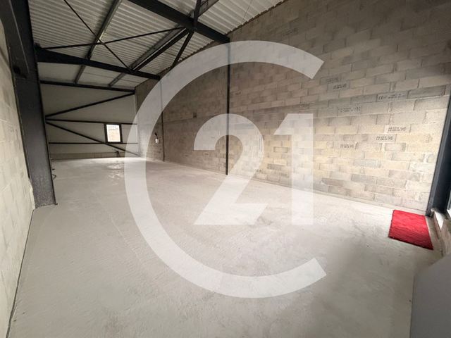 Local commercial à louer - 107.0 m2 - 26 - Drome