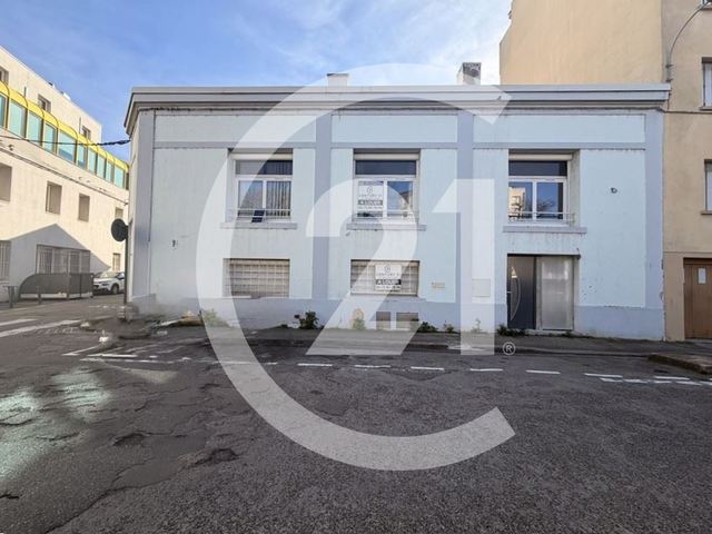 Local commercial à louer - 230.0 m2 - 26 - Drome