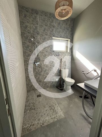 Local commercial à louer - 140.0 m2 - 07 - Ardeche