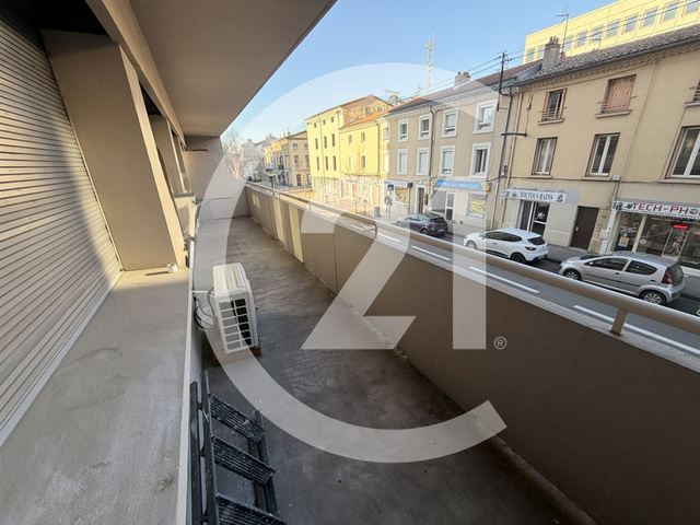 Bureaux à louer - 46.0 m2 - 26 - Drome