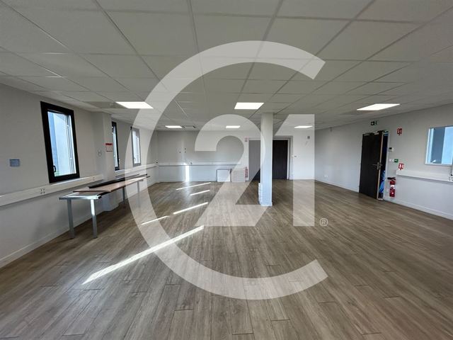 Local d'activité à louer - 470.0 m2 - 07 - Ardeche