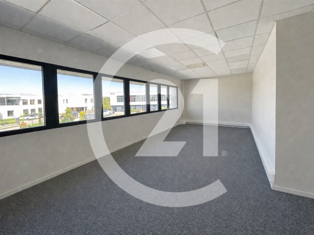 Bureaux à louer - 110.0 m2 - 07 - Ardeche