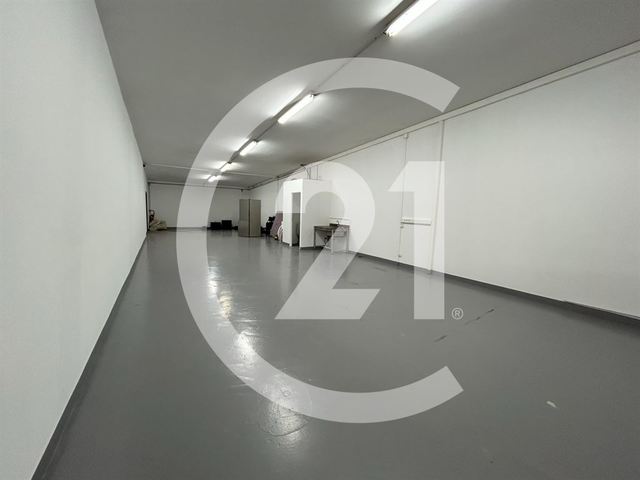 Local commercial à louer - 200.0 m2 - 26 - Drome