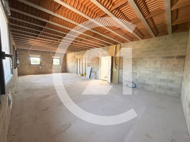 Bureaux à louer - 75.0 m2 - 07 - Ardeche