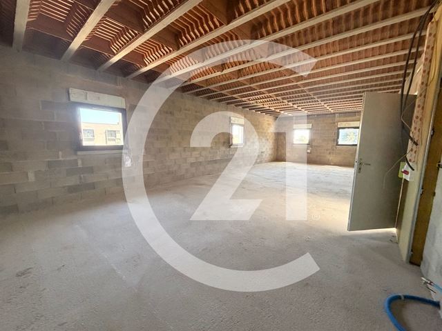 Bureaux à louer - 75.0 m2 - 07 - Ardeche