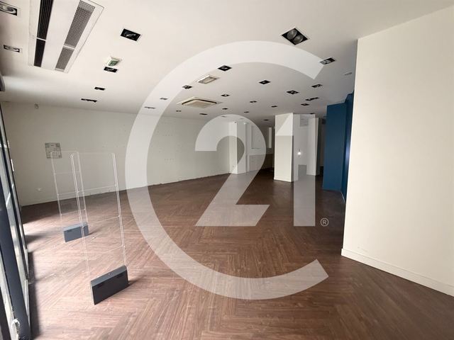 Local commercial à louer - 175.0 m2 - 26 - Drome
