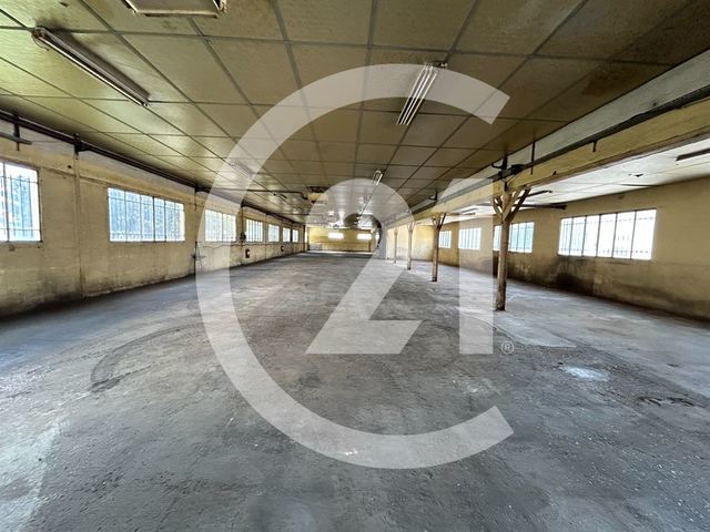 Local d'activité à louer - 900.0 m2 - 26 - Drome
