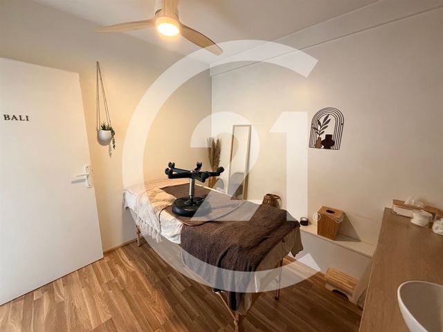 Local commercial à louer - 75.0 m2 - 26 - Drome