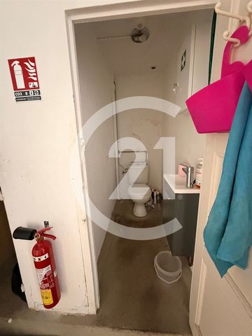 Local commercial à louer - 210.0 m2 - 26 - Drome