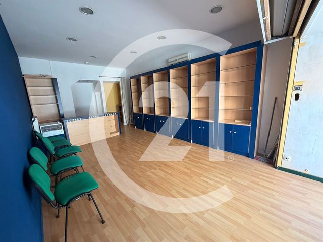 Local commercial à louer - 40.0 m2 - 26 - Drome